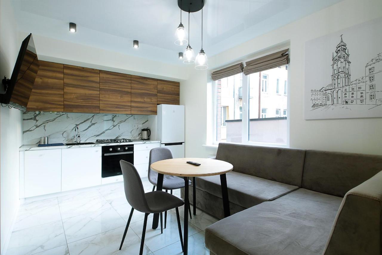 Апартаменты Luxury Nest Lviv Center Экстерьер фото