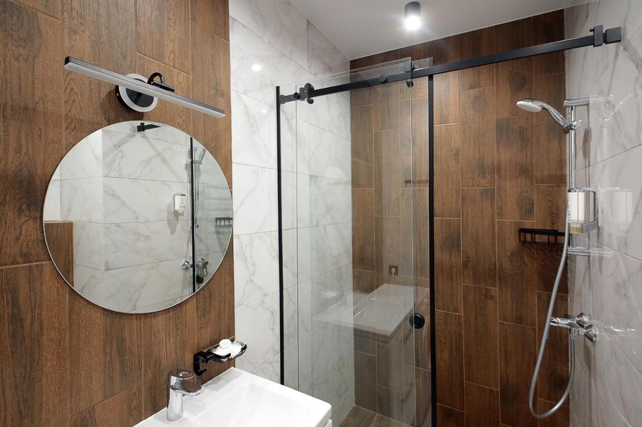 Апартаменты Luxury Nest Lviv Center Экстерьер фото